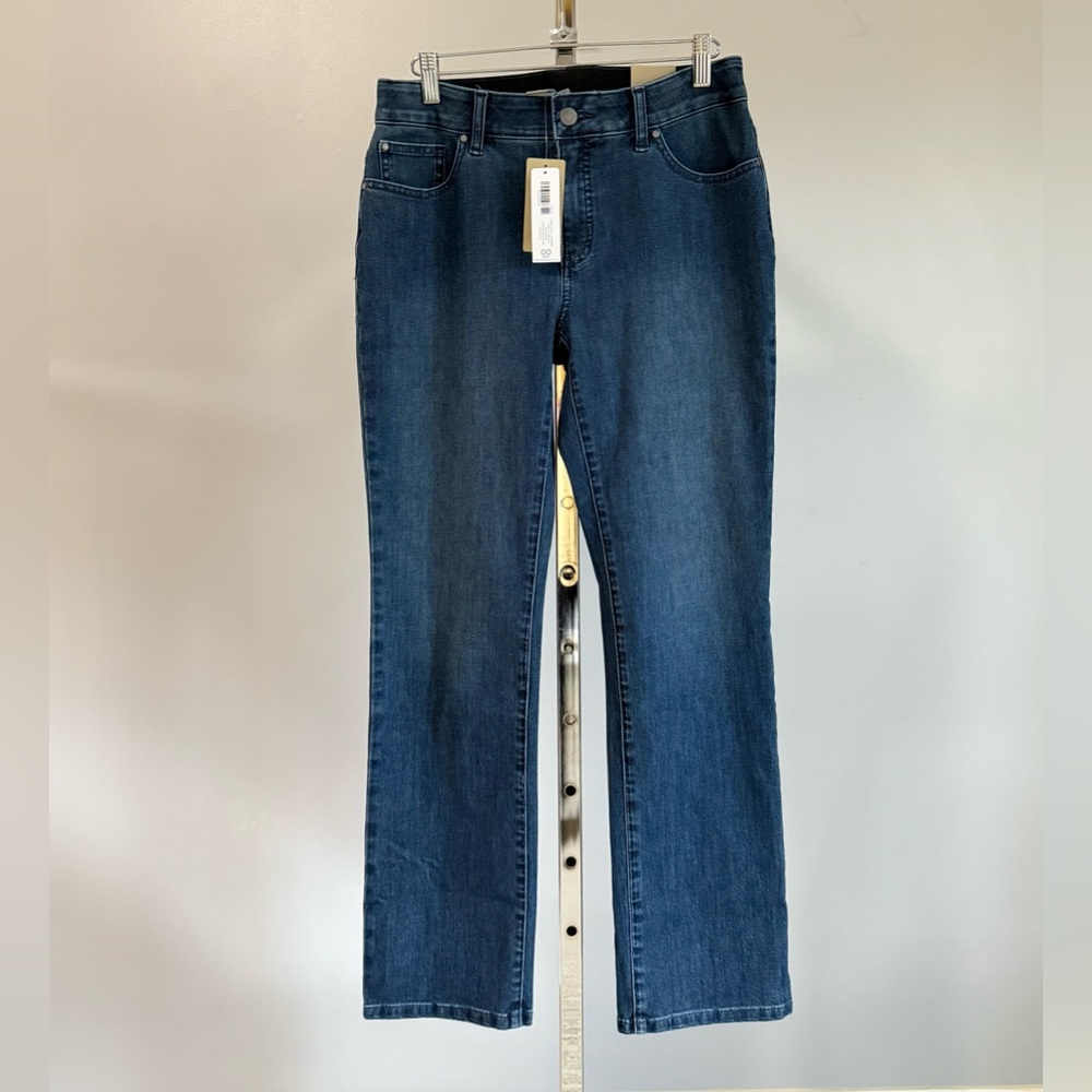 Chico's Fabulously Slimming 4-Way Stretch Straight Jeans NWT 00 Short 2